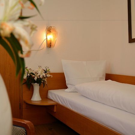Hotel Restaurant Arche Штутгарт Екстер'єр фото