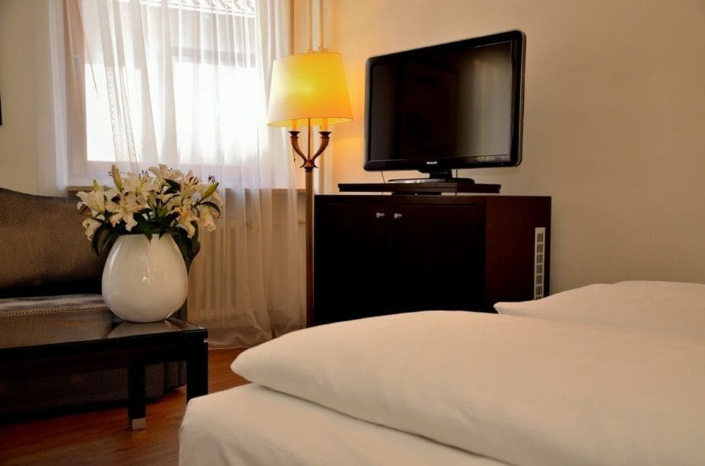 Hotel Restaurant Arche Штутгарт Екстер'єр фото